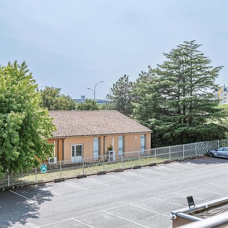 观测未来公园普瓦捷酒店 沙斯讷伊迪普瓦图 外观 照片